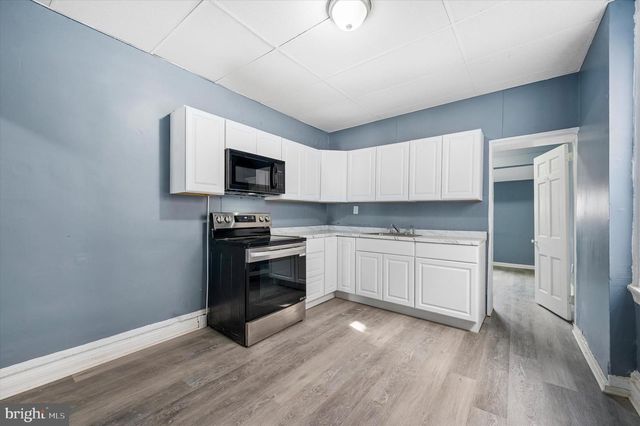 1110 MORTON AVE, Chester, PA 19013