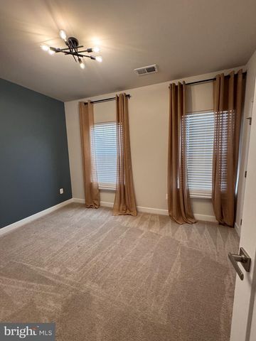 2618 VELOCITY RD, Herndon, VA 20171