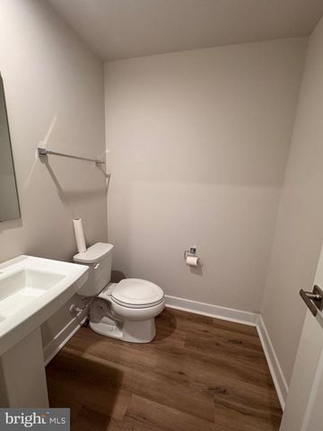 2618 VELOCITY RD, Herndon, VA 20171