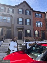 2618 VELOCITY RD, Herndon, VA 20171