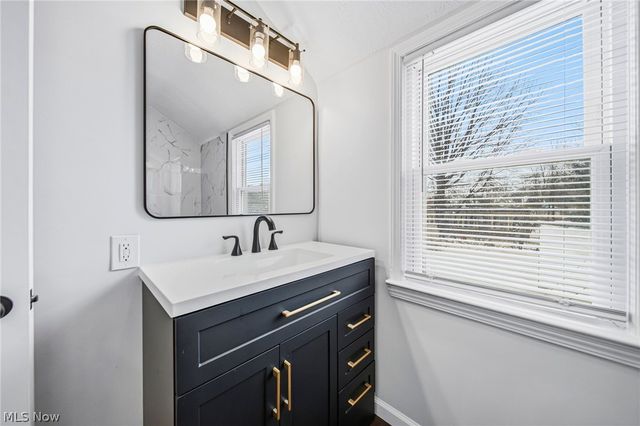 291 E 204th Street, Euclid, OH 44123