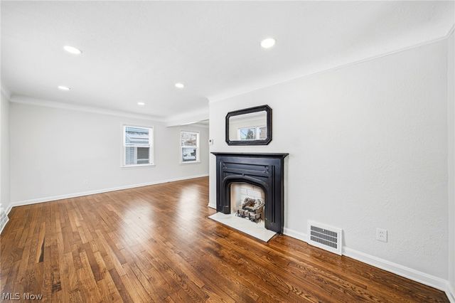 291 E 204th Street, Euclid, OH 44123