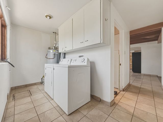 1404 Zuni Street, Santa Fe, NM 87505
