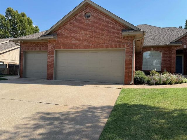 6108 Plum Thicket Road, Oklahoma City, OK 73162