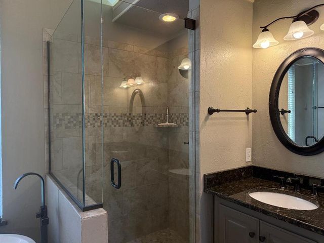 6108 Plum Thicket Road, Oklahoma City, OK 73162