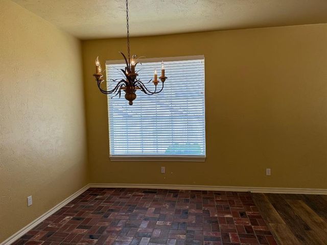 6108 Plum Thicket Road, Oklahoma City, OK 73162