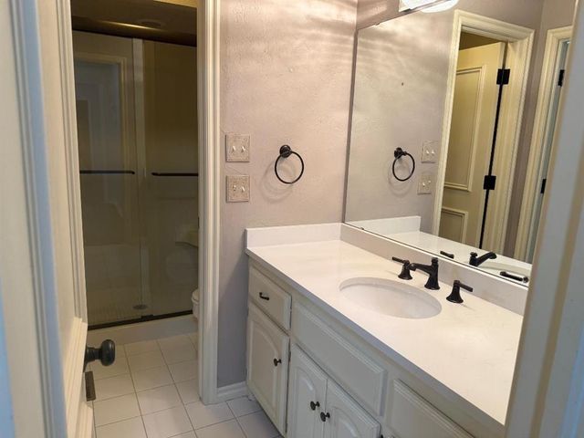 6108 Plum Thicket Road, Oklahoma City, OK 73162