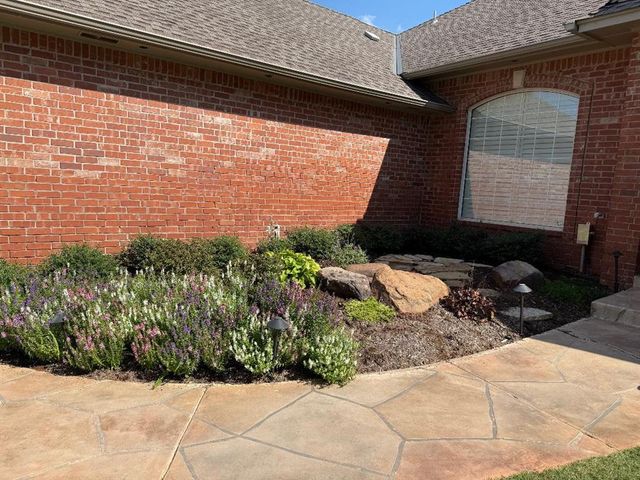 6108 Plum Thicket Road, Oklahoma City, OK 73162