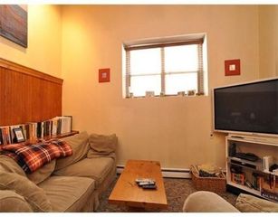 33 Charter Street 1, Boston, MA 02113