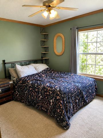 10 Hummingbird Lane, Raymond, NH 03077