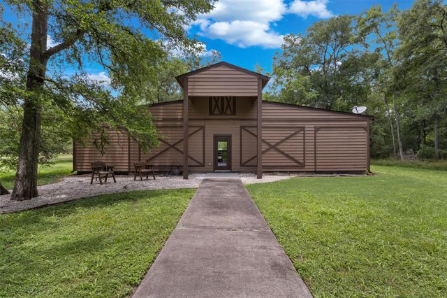 19216 Fm 442 Road, Needville, TX 77461