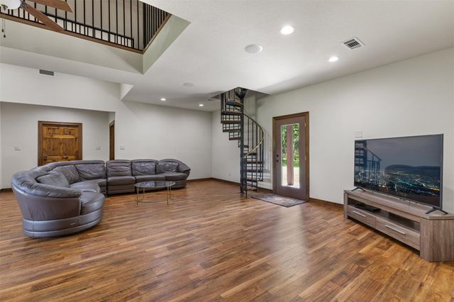 19216 Fm 442 Road, Needville, TX 77461