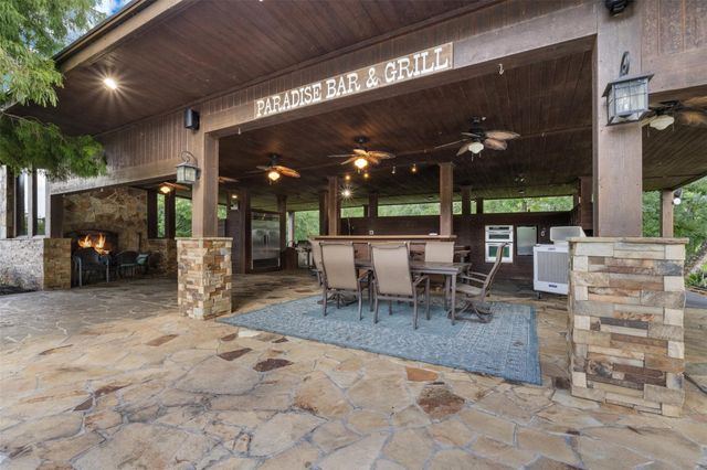 19216 Fm 442 Road, Needville, TX 77461