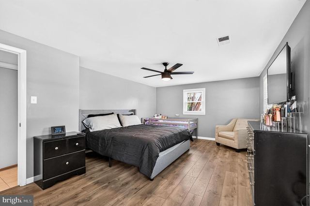 13881 LANGSTONE DR, Woodbridge, VA 22193