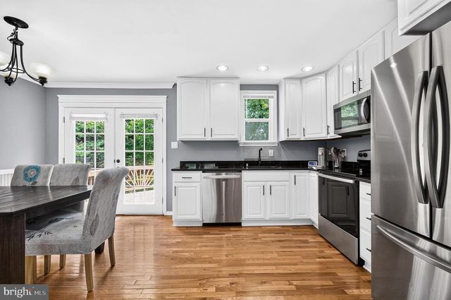 13881 LANGSTONE DR, Woodbridge, VA 22193