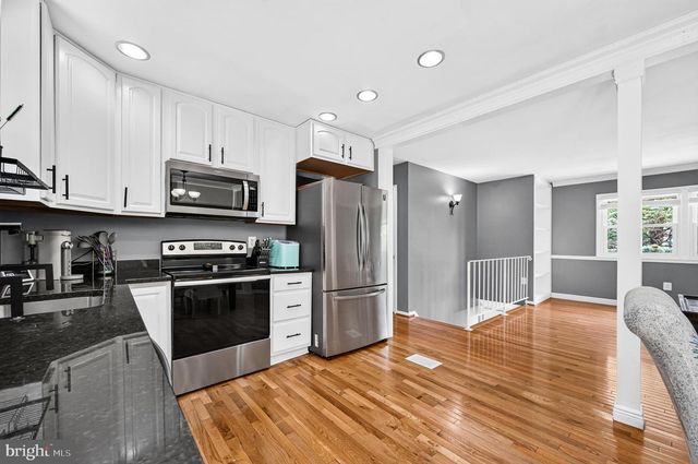 13881 LANGSTONE DR, Woodbridge, VA 22193