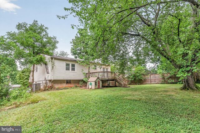 13881 LANGSTONE DR, Woodbridge, VA 22193