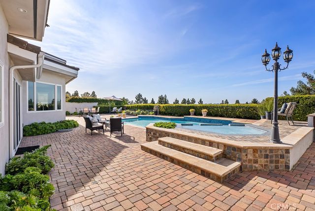 18751 Via San Marco, Irvine, CA 92603