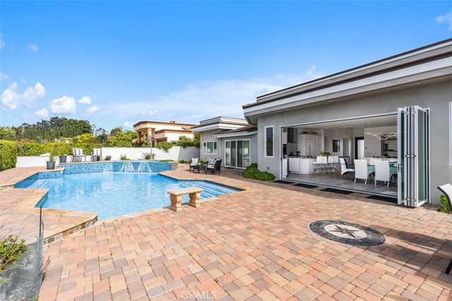 18751 Via San Marco, Irvine, CA 92603