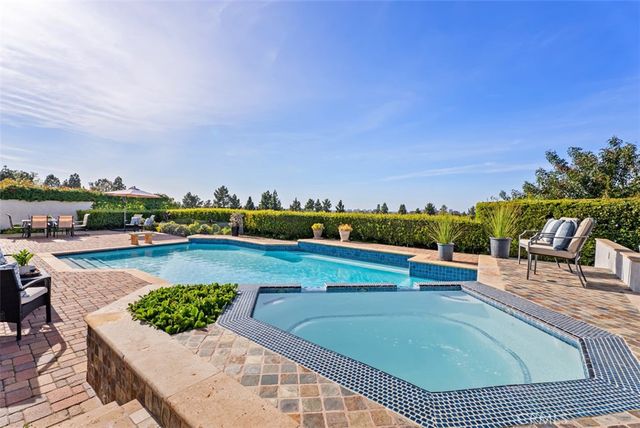 18751 Via San Marco, Irvine, CA 92603