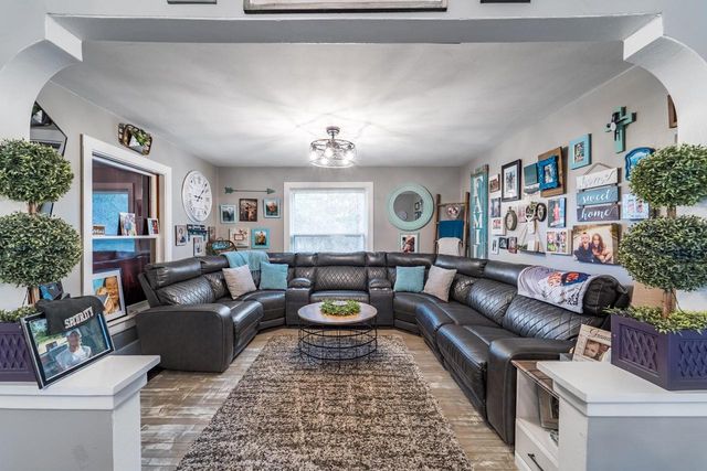 1303 E WAUSAU AVENUE, Wausau, WI 54403