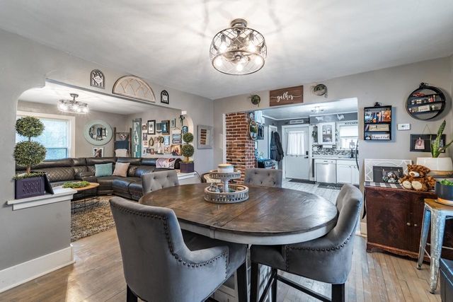 1303 E WAUSAU AVENUE, Wausau, WI 54403