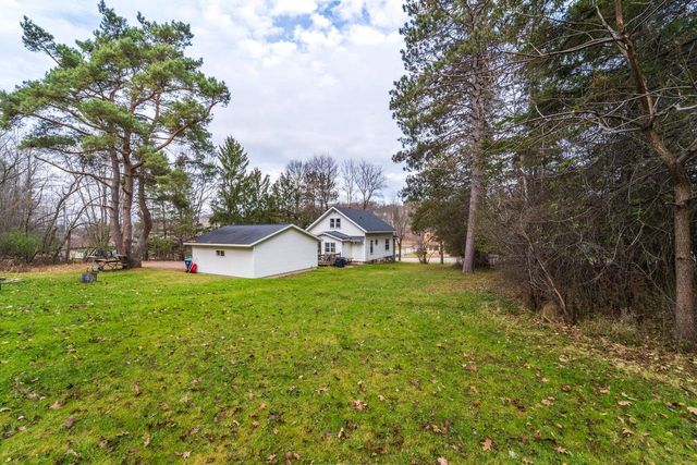 1303 E WAUSAU AVENUE, Wausau, WI 54403