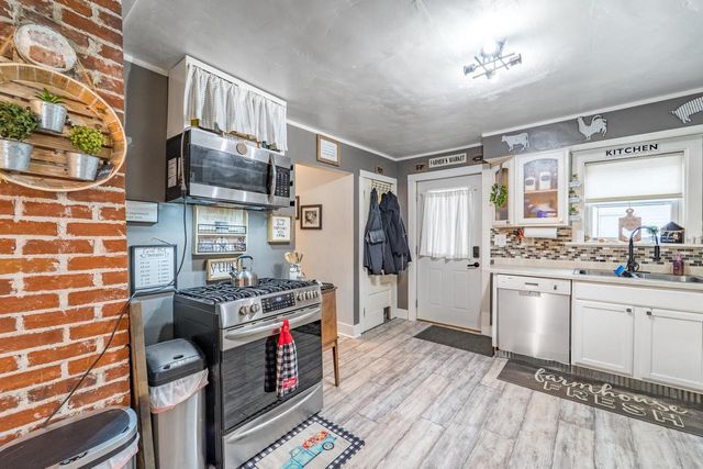 1303 E WAUSAU AVENUE, Wausau, WI 54403