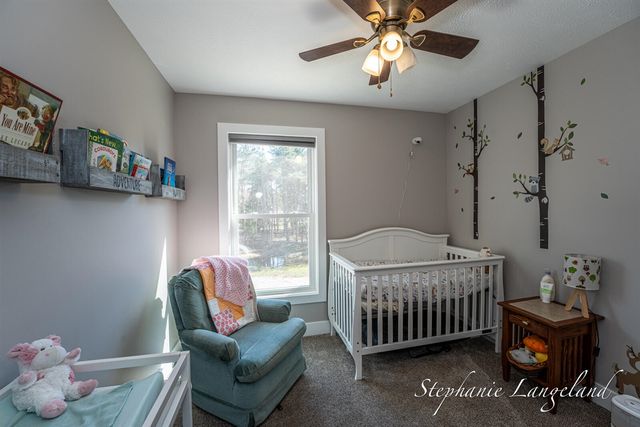 4925 S Brooks Road, Fruitport, MI 49415