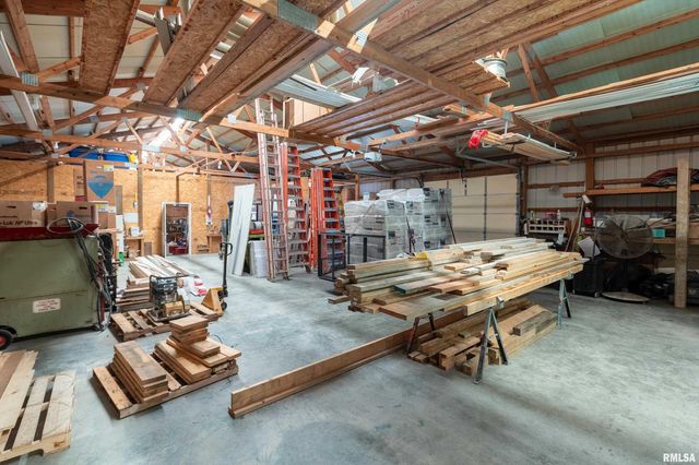 8130 Southfork Road, Marion, IL 62959