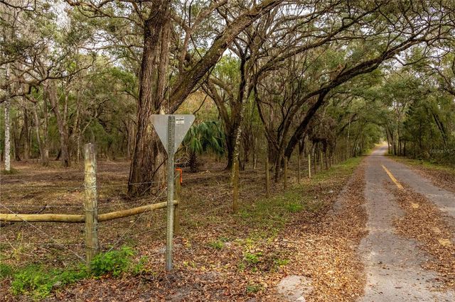 24091 RICHBARN ROAD, Brooksville, FL 34601