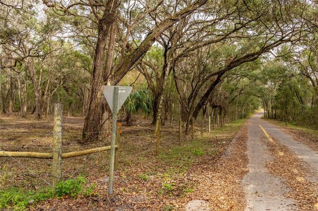 24091 RICHBARN ROAD, Brooksville, FL 34601