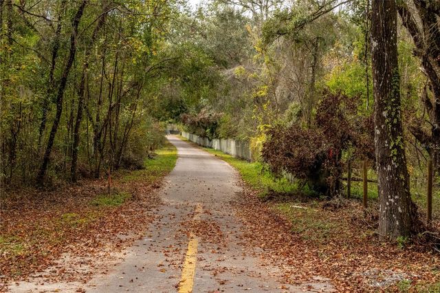 24091 RICHBARN ROAD, Brooksville, FL 34601