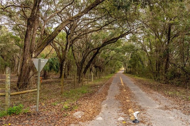 24091 RICHBARN ROAD, Brooksville, FL 34601