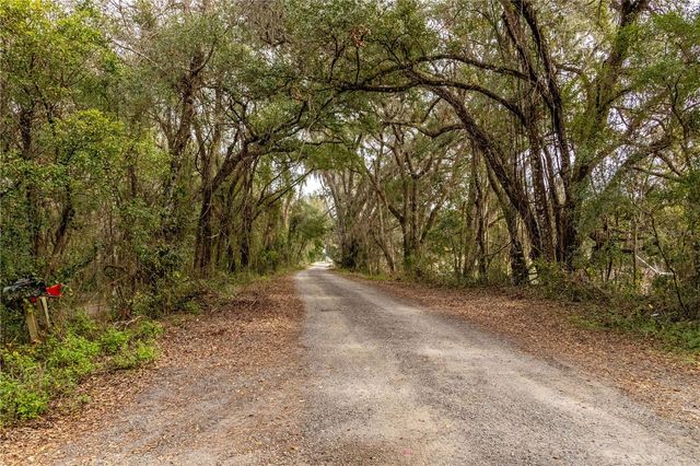 24091 RICHBARN ROAD, Brooksville, FL 34601