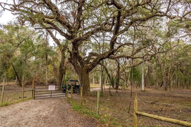 24091 RICHBARN ROAD, Brooksville, FL 34601