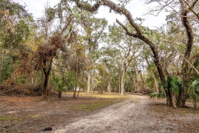 24091 RICHBARN ROAD, Brooksville, FL 34601
