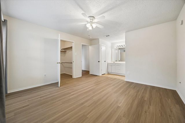 218 Tara Plantation Drive, Richmond, TX 77469