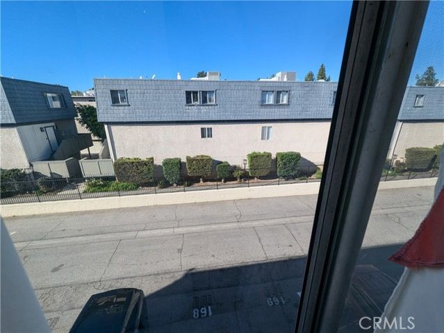 18530 Hatteras St Unit 329, Tarzana (los Angeles), CA 91356