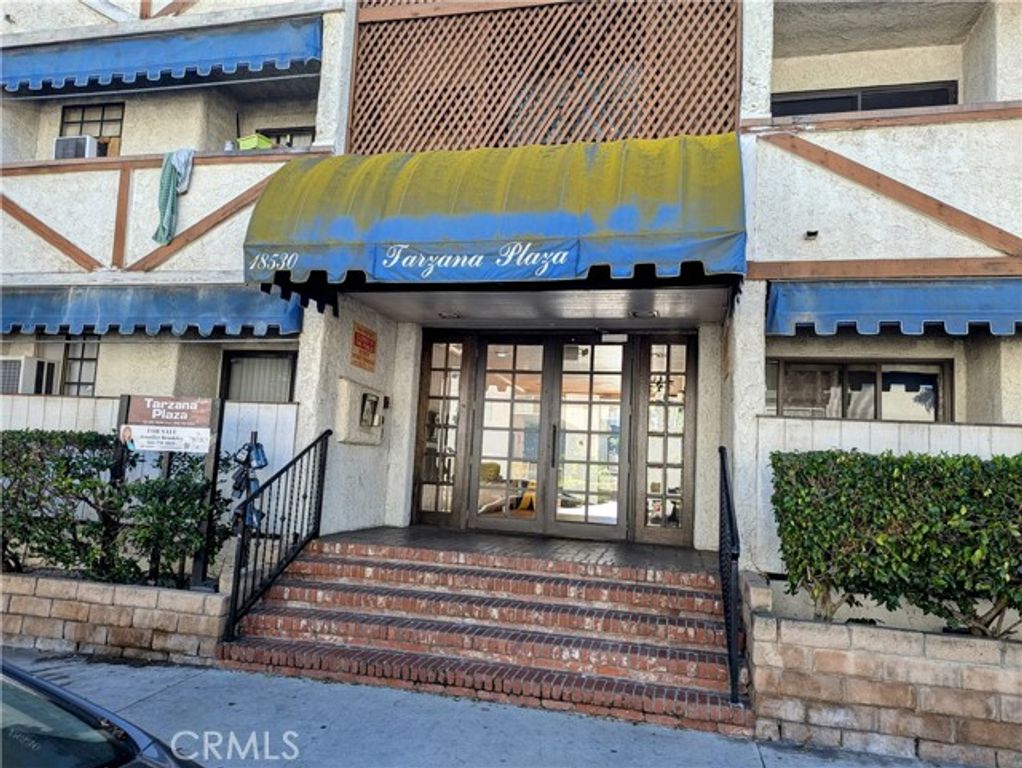 18530 Hatteras St Unit 329, Tarzana (los Angeles), CA 91356