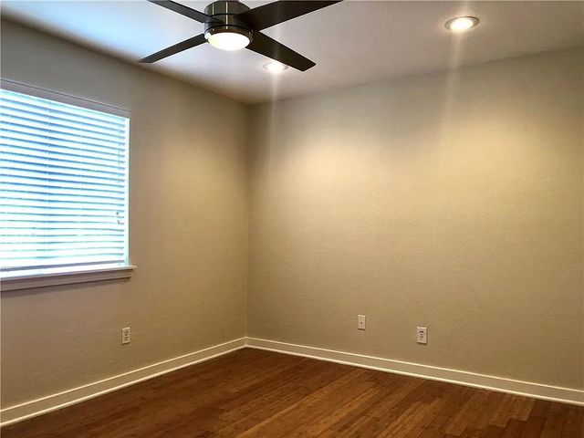 3601 Menchaca RD 210, Austin, TX 78704