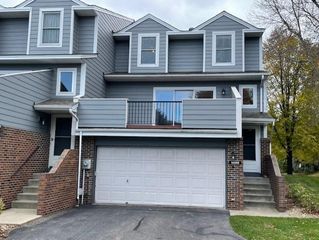 14289 Estates Avenue, Apple Valley, MN 55124