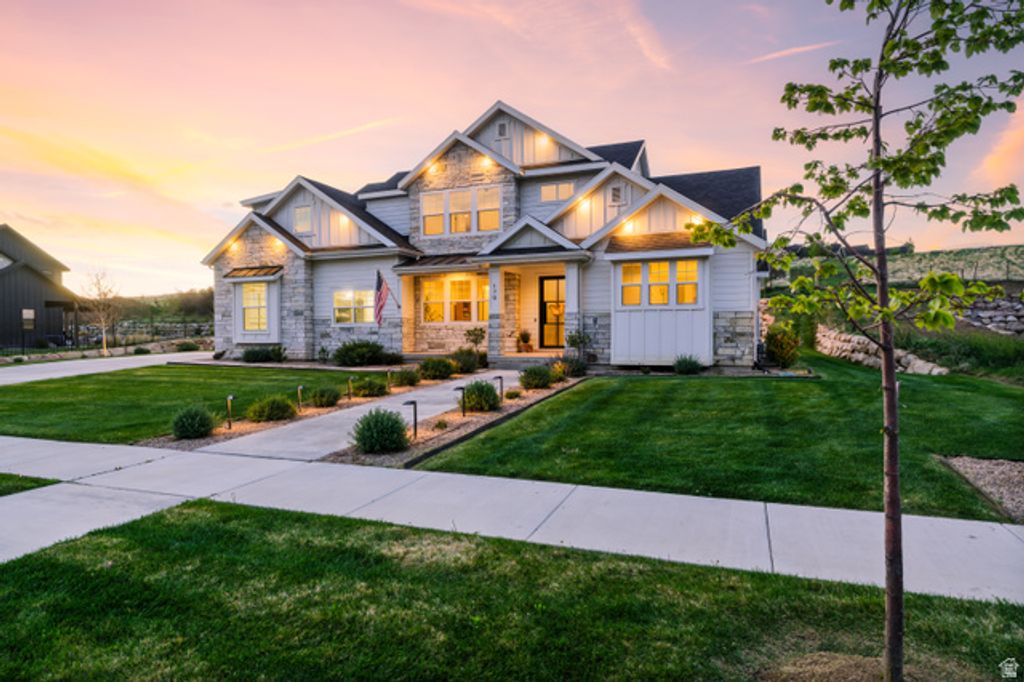 Image 3 of property listing at 179 E TWIN HOLLOW DR #19, Mapleton, UT 84664