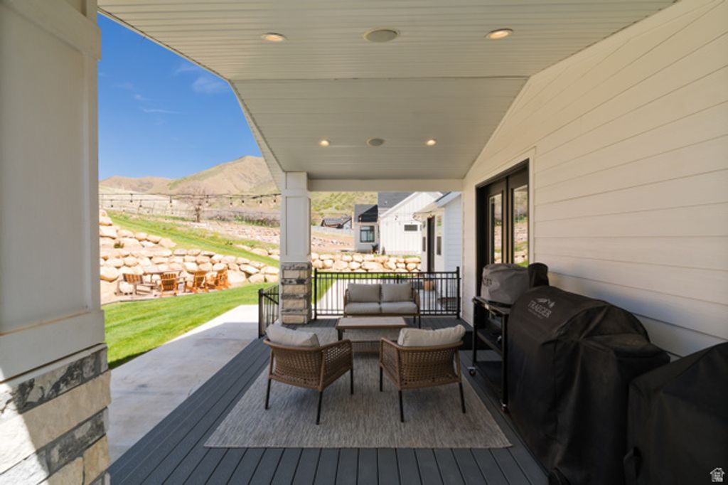 Image 68 of property listing at 179 E TWIN HOLLOW DR #19, Mapleton, UT 84664