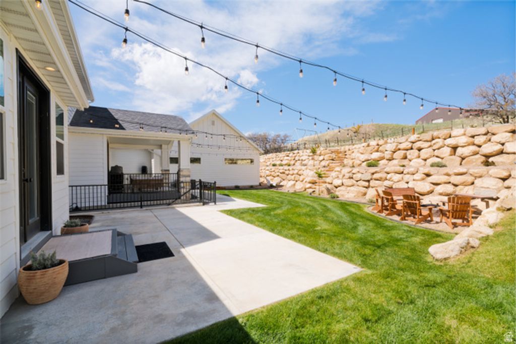 Image 70 of property listing at 179 E TWIN HOLLOW DR #19, Mapleton, UT 84664