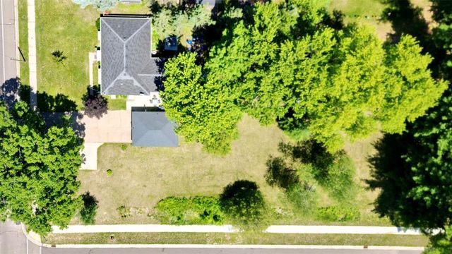 3719 Rudolph Road, Eau Claire, WI 54701