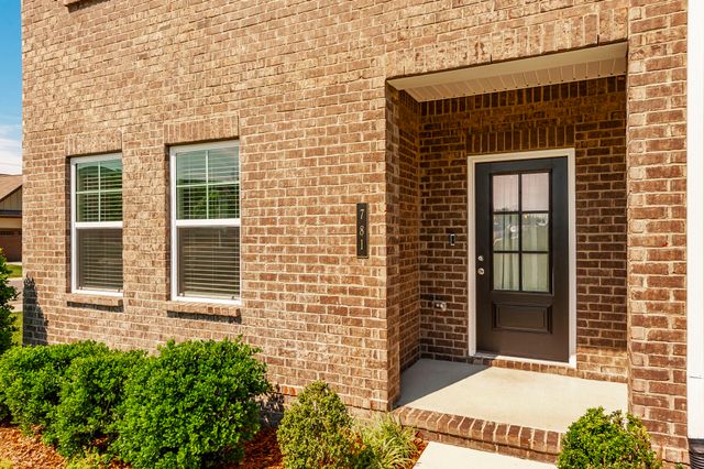 781 Coburg St, Gallatin, TN 37066