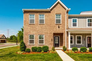 781 Coburg St, Gallatin, TN 37066