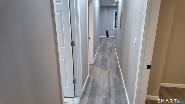 106 Helen Street 2nd Floor, Hamden, CT 06514