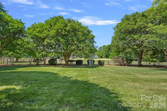 240 Canvasback Road, Mooresville, NC 28117